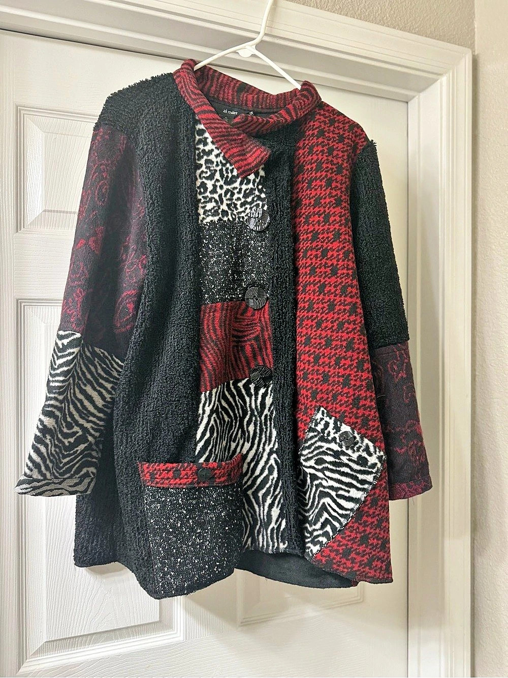 all miles Women’s Black & Red Wool Blend Jacket XL Like New